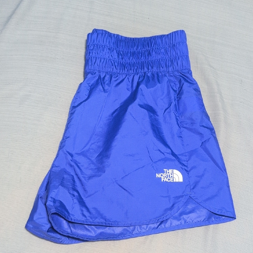 The North Face girls shorts